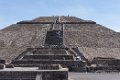 2014-11-05-12, Teotihuacan, maanepyramiden - 5751